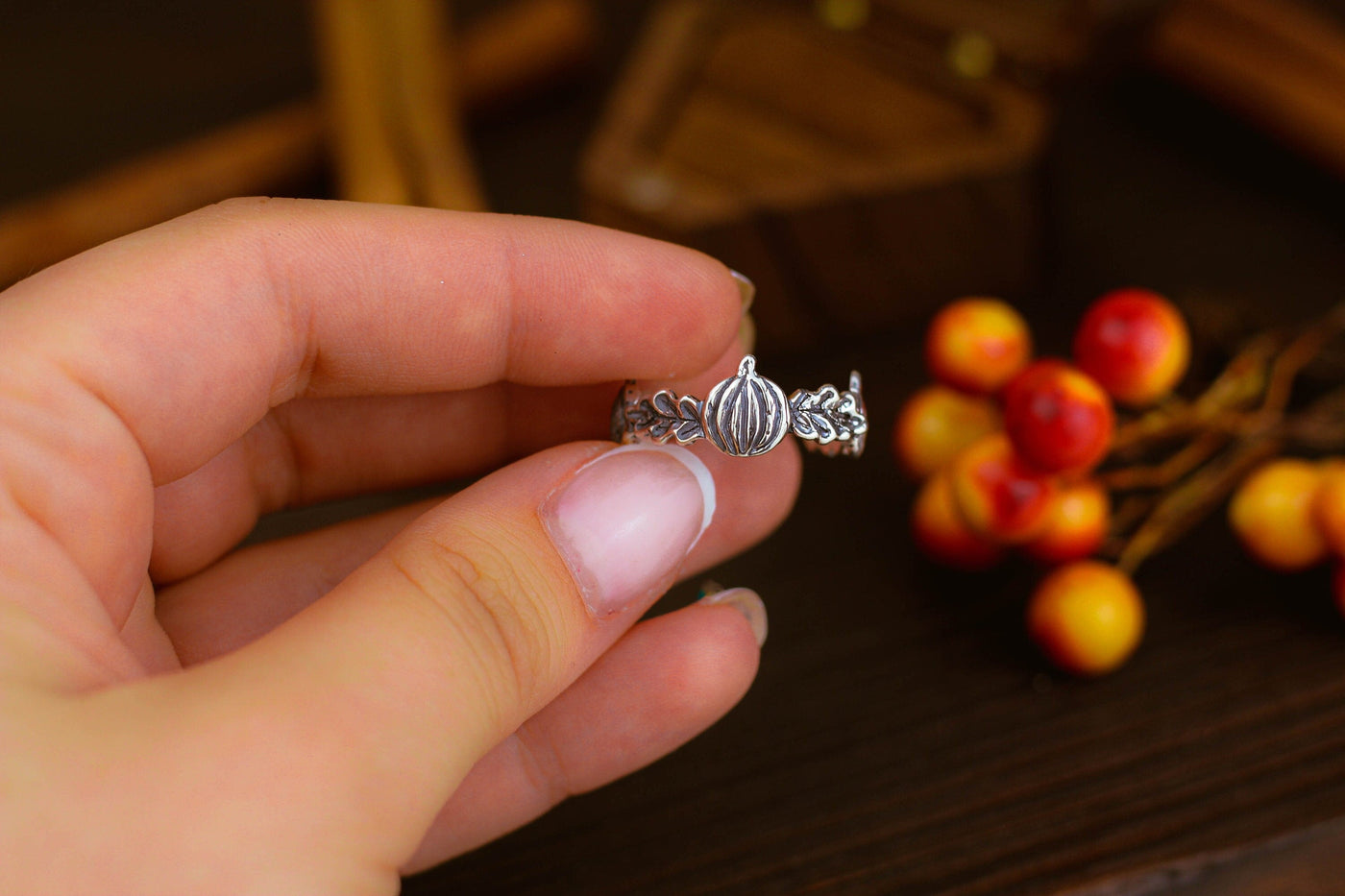 Pumpkins And Oak Leaves Silver Gothic Ring