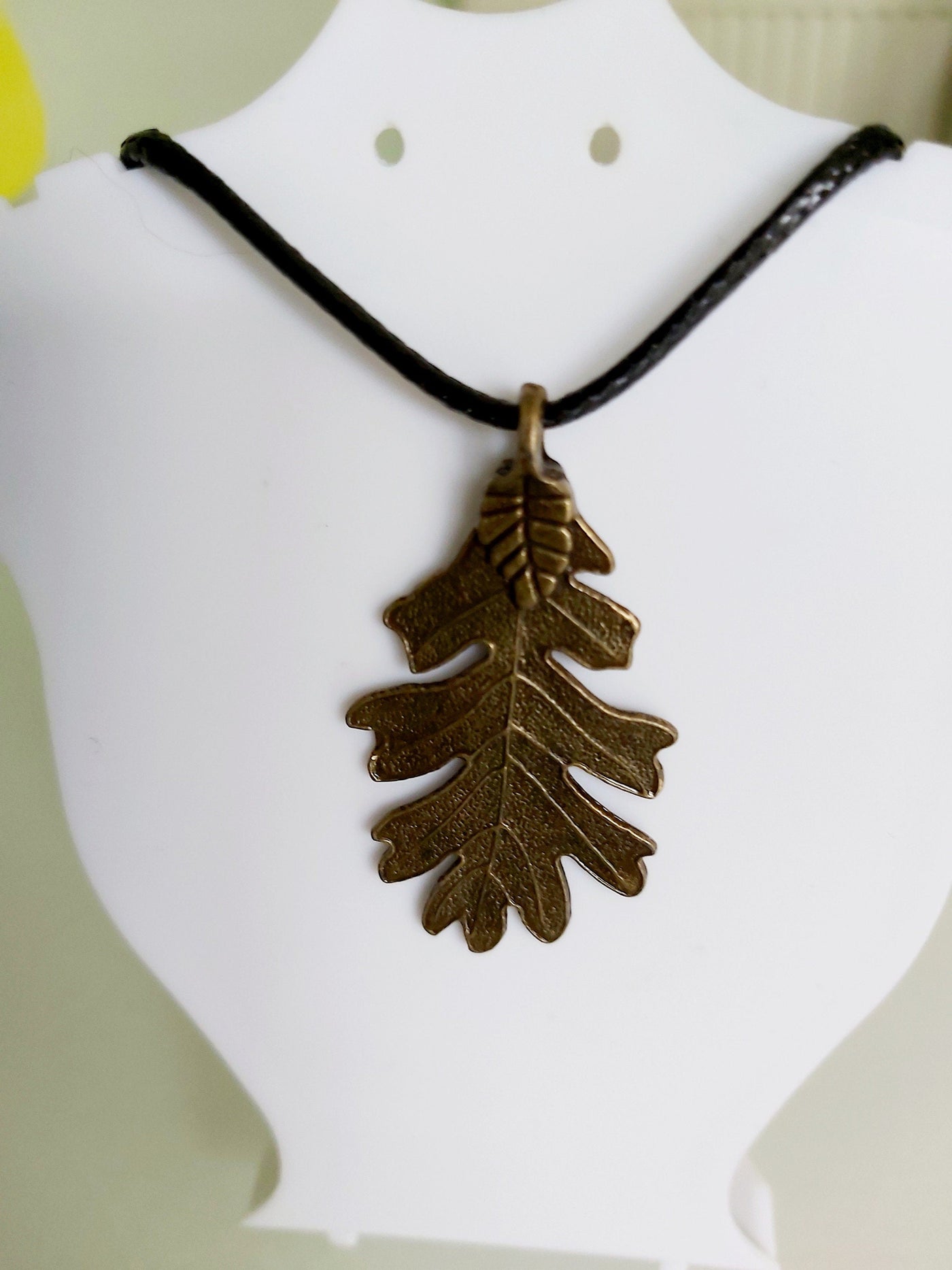 Bronze Oak Leaf Pendant Necklace