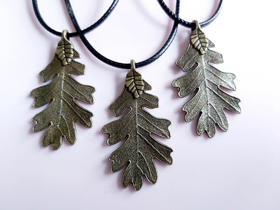Bronze Oak Leaf Pendant Necklace