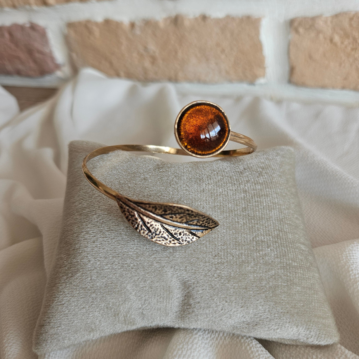 Autumn Whispers Bronze Leaf Bracelet