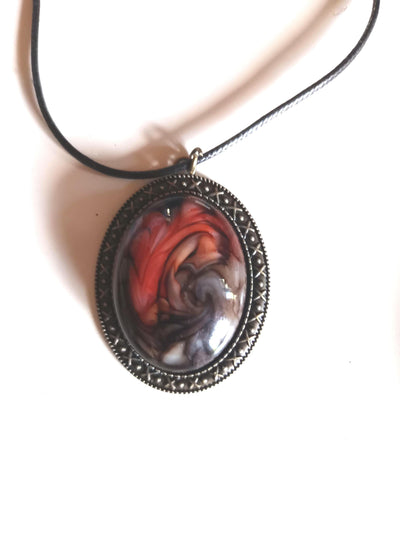 Vintage Large Red Brown Resin Necklace
