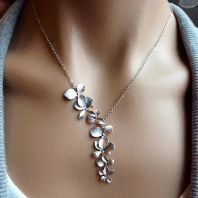 Silver Petals Charm Necklace | White Gold 16k