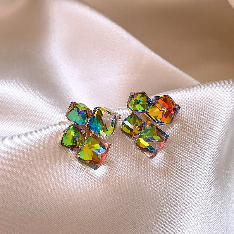 Multicolored zirconium earrings in elegant gold