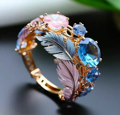 Antique Exotic Feather Crystal Ring | Gold 18k