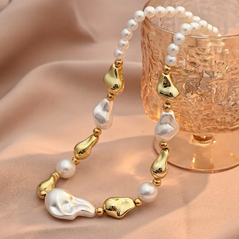 Barroque Pearl Golden Necklace