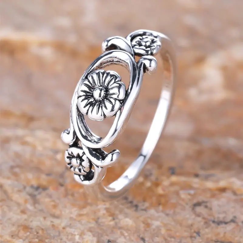 Silver Flower Hollow Ring