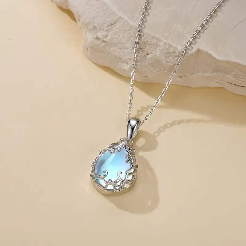 Moonlit Glacier Pendant Necklace | White Gold 18k