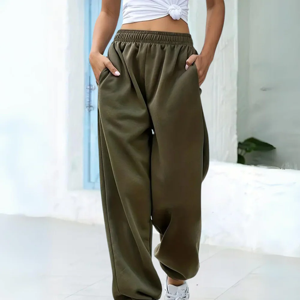Women’s Jogging Pants – Relaxed Fit – Cotton Blend – Elastic Waist – Cuffed Ankles – Pockets