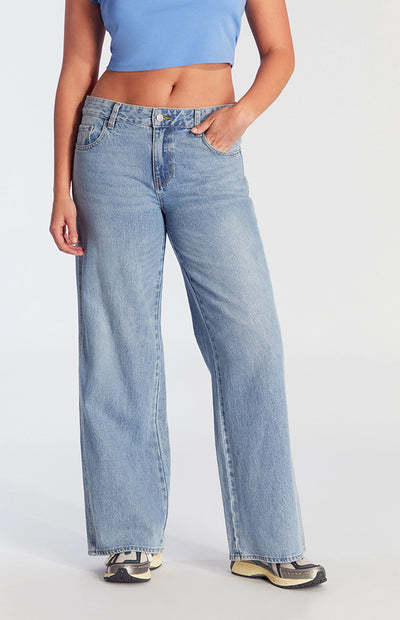 Zendaya - Low Rise Baggy Jeans