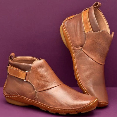 Women’s Ankle Boots – Leather – Rounded Toe – Strap Detail – Rugged Sole – Casual Fit