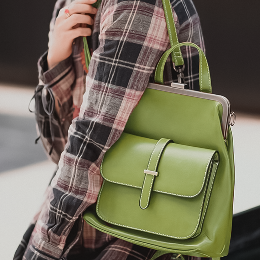 Victoria | Water-Repellent Crossbody Bag by Hannah
