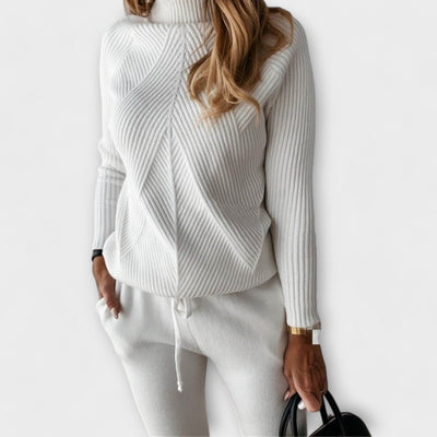 Elara – Trendy and Warm Jogging Set