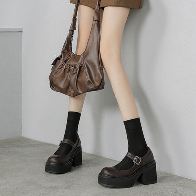 Brzyska - Shoes made of patent leather on a thick platform