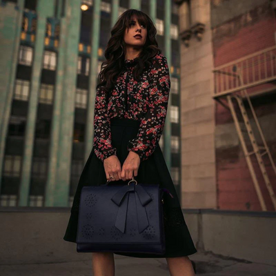 Monika's elegant bow bag