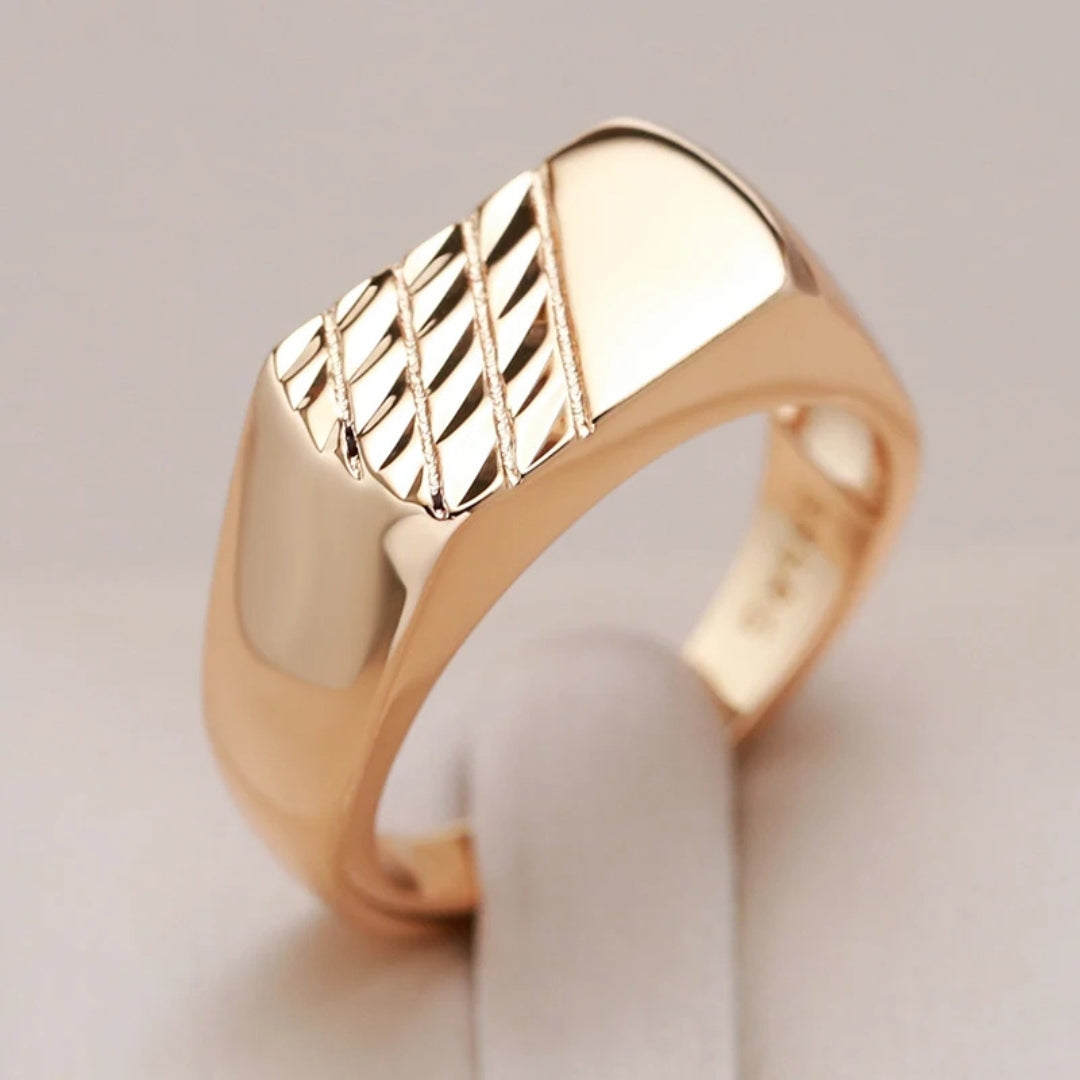 Elegant Thick Golden Ring