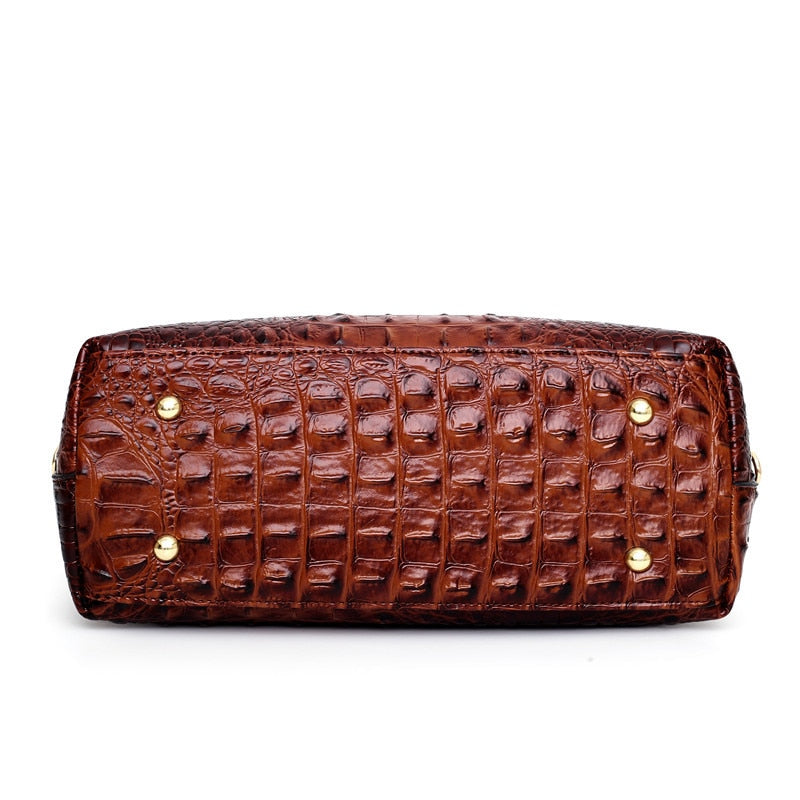 NORTHLINE STUDIO | CROCODILE STYLE HAND BAG