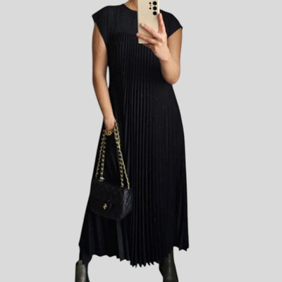 Mina | Pleated Flow Maxi Dress