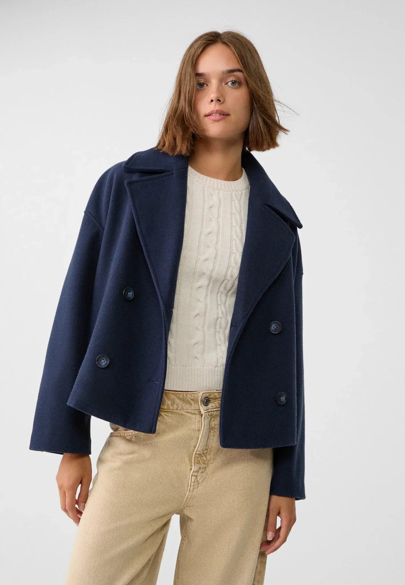 Women’s Double-Breasted Jacket – Wool-Like Texture – Oversized Fit – Cropped Structured Cut