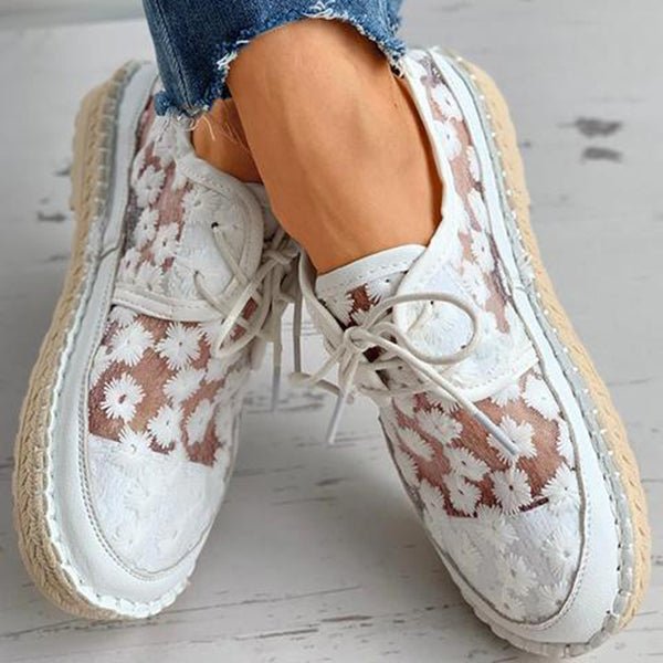 Embroidered Sneakers – Avencea – Comfort and Style in Perfection