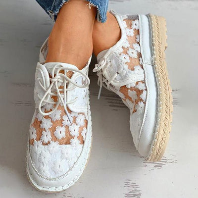Embroidered Sneakers – Avencea – Comfort and Style in Perfection