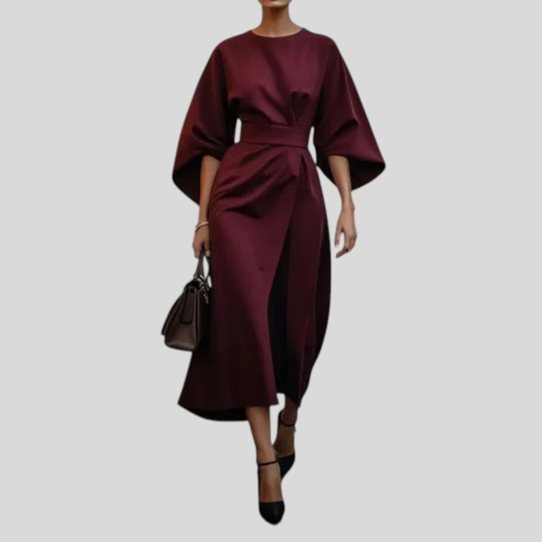 Lara | Timeless Beauty with Delicate Detail